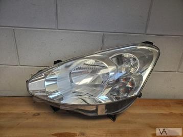 Peugeot Partner 2012 - 2016 koplamp links 9677202480 €100 beschikbaar voor biedingen