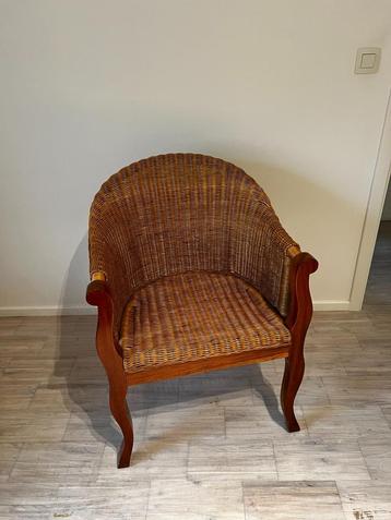 Rieten zetel / stoel beschikbaar voor biedingen