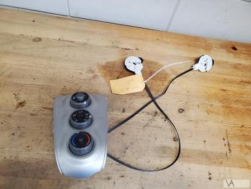 Toyota Yaris 2 2005 - 2012 kachelbediening paneel met airco beschikbaar voor biedingen