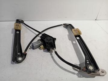 RAAMMECHANIEK ELEK RECHTS VOOR Volkswagen Golf VII (AUA) beschikbaar voor biedingen