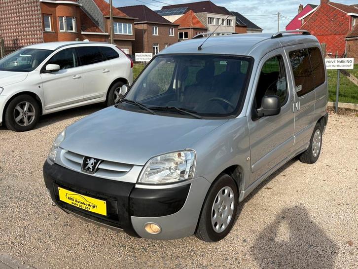 Peuegeot Partner 1.4 benzine euro4 2008, Autos, Peugeot, Entreprise, Partner, Essence, Euro 4, Boîte manuelle, Enlèvement
