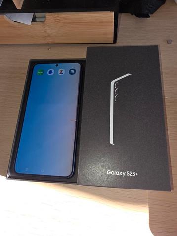 Nieuwe Samsung S25+ 256gb  beschikbaar voor biedingen