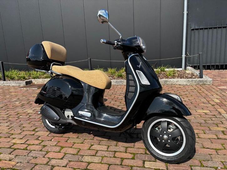 Vespa GTS 125, Motoren, Motoren | Piaggio, Bedrijf, Scooter, 11 kW of minder, 1 cilinder, Minimaal motorrijbewijs A1, Ophalen