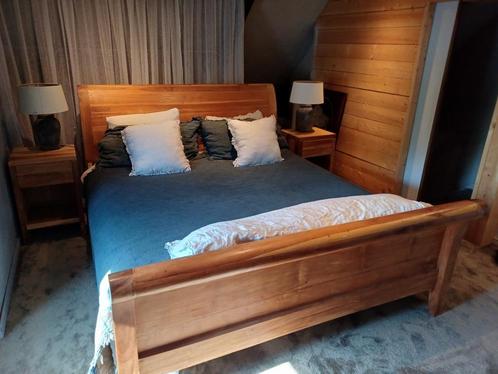 Landelijk Teak bed, Huis en Inrichting, Slaapkamer | Bedden, Gebruikt, Tweepersoons, 180 cm, 210 cm, Hout, Bruin, Ophalen