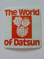 Vintage Sticker - The World of Datsun - Mooie staat, Verzamelen, Stickers, Auto of Motor, Ophalen of Verzenden, Zo goed als nieuw