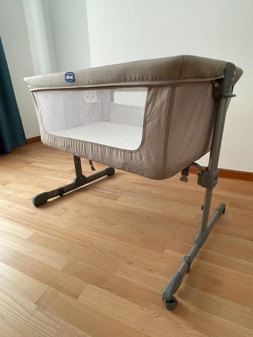 Chicco Next2me cododo/co-sleeper, Kinderen en Baby's, Babywiegjes en Ledikanten, Zo goed als nieuw, Ledikant, Ophalen