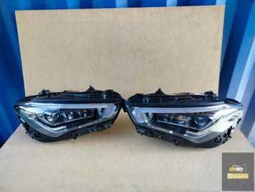 Mercedes CLA W118 Multibeam rechts licht links beschikbaar voor biedingen