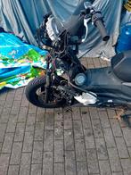 Diverses pieces pour scooter sym 125 evo I dont le bloc mote, Enlèvement