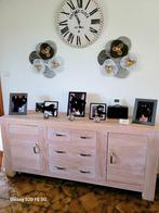 Buffet en bois massif et en très bon état., Enlèvement, Comme neuf