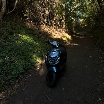 Piaggio zip a klasse, Fietsen en Brommers, Scooters | Piaggio, Ophalen, Gebruikt, Zip, Klasse A (25 km/u)