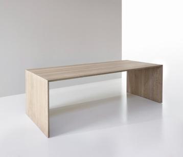 Eettafel modern massieve eik  beschikbaar voor biedingen