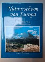 2 boeken natuurschoon en parken en tuinen van Europa, Ophalen, Zo goed als nieuw