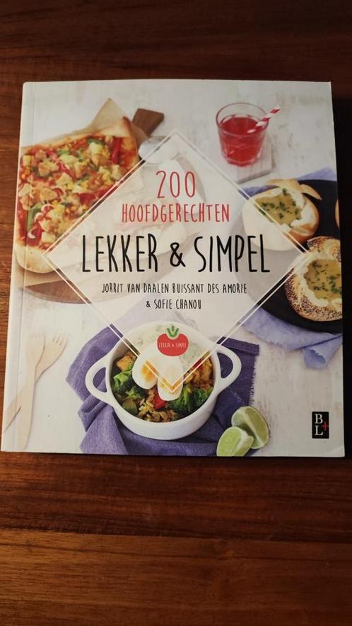 200 hoofdgerechten, lekker en simpel, Boeken, Kookboeken, Zo goed als nieuw, Hoofdgerechten, Ophalen of Verzenden