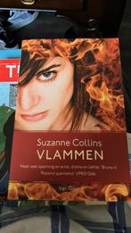Suzanne Collins - Vlammen, België, Suzanne Collins, Ophalen of Verzenden, Zo goed als nieuw