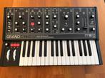 Moog Grandmother Black Edition, Muziek en Instrumenten, Ophalen, Zo goed als nieuw