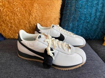 Nike cortez neuves authentiques, Neuf, Enlèvement ou Envoi, Autres couleurs, Sneakers et Baskets