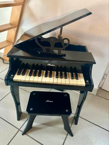 Superbe petit piano Hupa. beschikbaar voor biedingen