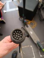 Prise de remorque 13 pôles, Enlèvement, Comme neuf