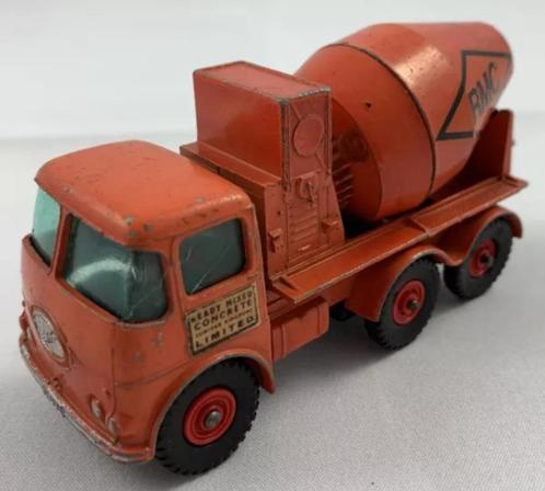 Matchbox King size ERF 64G concrete truck 13 1:58 King Size, Hobby en Vrije tijd, Modelauto's | Overige schalen, Zo goed als nieuw