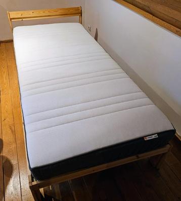 Bed 90x200 beschikbaar voor biedingen