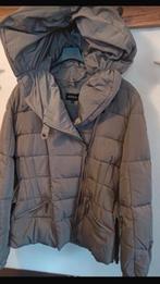 Nieuw KOCCA jasje in taupe kleur t42, Kleding | Dames, Jassen | Winter, Kocca, Zo goed als nieuw