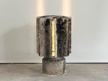 Brutalistic floorlamp a la Willy Guhl, ca 1970’s beschikbaar voor biedingen