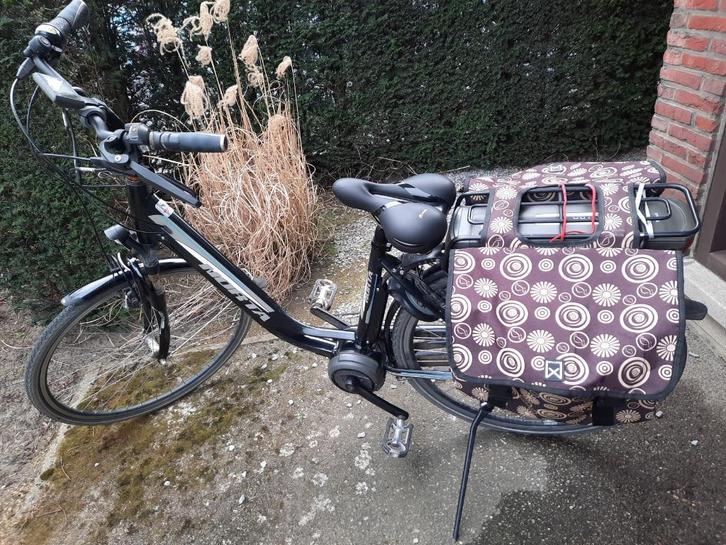 Zeer goede elektrische fiets middenmotor, Fietsen en Brommers, Elektrische fietsen, Gebruikt, Ophalen