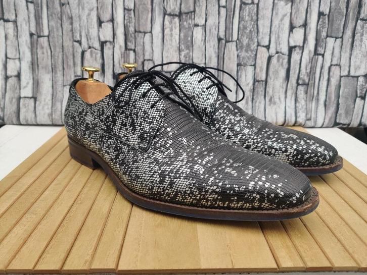 Floris van Bommel Premium zwart/zilver herenschoenen - Mt 44, Kleding | Heren, Schoenen, Zo goed als nieuw, Veterschoenen, Zwart