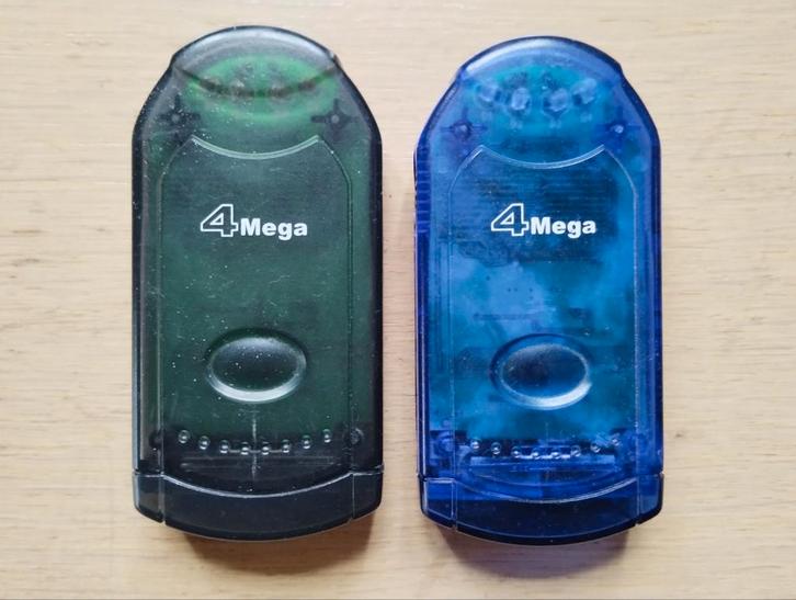 2 x Dreamcast VMU 512kB, Consoles de jeu & Jeux vidéo, Consoles de jeu | Accessoires Autre, Comme neuf, Enlèvement