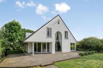 Huis te huur in Hekelgem, 4 slpks beschikbaar voor biedingen