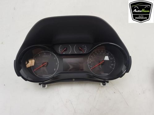 COCKPIT Opel Corsa F (UB / UH / UP) (01-2019/-) (9831575980), Auto-onderdelen, Dashboard en Schakelaars, Opel, Gebruikt