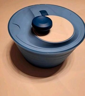 Slazwierder Tupperware beschikbaar voor biedingen