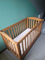 Licht babybed van massief hout en het bijbehorende aerosleep, Ophalen, Gebruikt, Ledikant