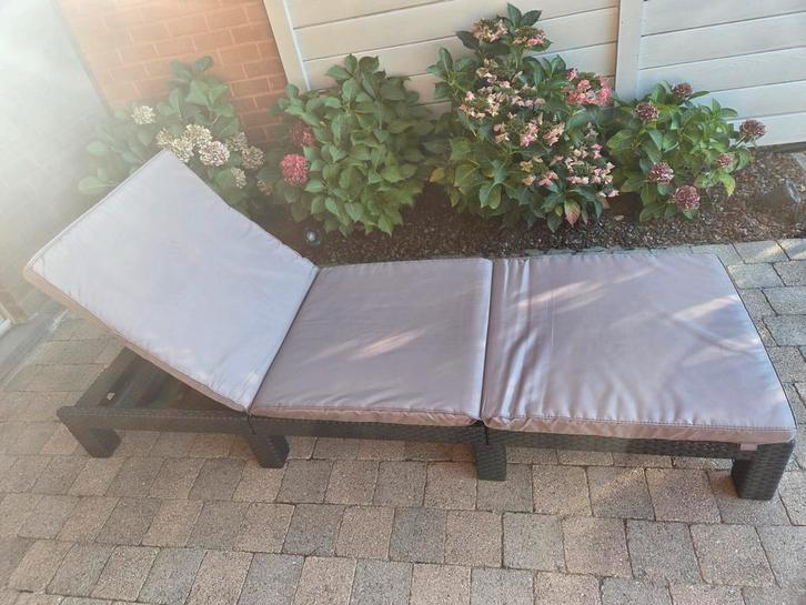 Allibert Daytona ligbed + kussen grijs, Tuin en Terras, Ligbedden, Zo goed als nieuw, Ophalen