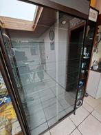 A vendre 2 armoires vitrines à 7 étagères 150€ pièce, 25 à 50 cm, Avec porte(s), Comme neuf, Verre