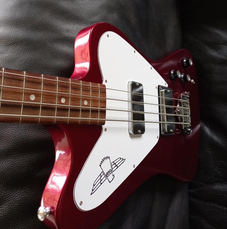 Neuve Basse Gibson American Thunderbird Sparkling Burgundy, Musique & Instruments, Instruments à corde | Guitares | Basses, Neuf