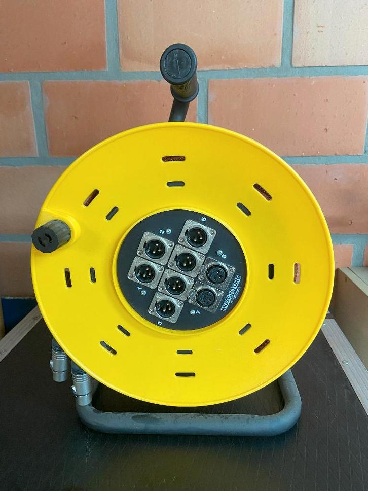 Multikabel 15m 8xlr, haspel, Muziek en Instrumenten, Kabels en Stekkers, Zo goed als nieuw, Speaker of Versterker, Ophalen