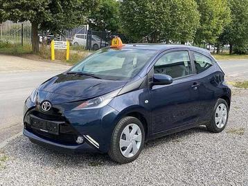 Toyota Aygo 1.0i VVT-i x-play