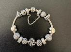 Prachtige pandora armband. Nieuwwaarde meer dan 800 euro, Handtassen en Accessoires, Armbanden, Ophalen, Zo goed als nieuw