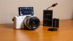Sony a5100 vlogcamera + 16-50mm lens + dubbele batterijlader, Audio, Tv en Foto, Ophalen of Verzenden, Zo goed als nieuw, 23 Megapixel
