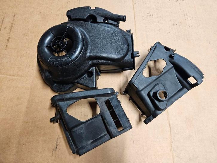 koelkappenset piaggio zip 4 takt, Fietsen en Brommers, Brommeronderdelen | Algemeen, Zo goed als nieuw, Kap, Ophalen of Verzenden