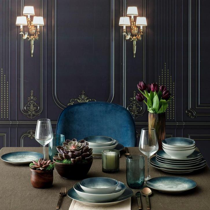 Opruiming winkel 50% korting porselein 24-delig serviesset, Antiek en Kunst, Antiek | Servies compleet, Ophalen of Verzenden