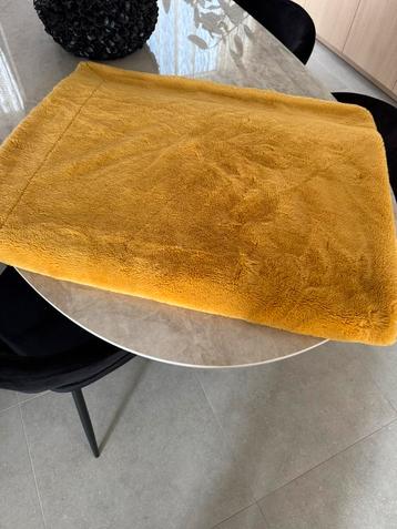 Fleece plaid beschikbaar voor biedingen