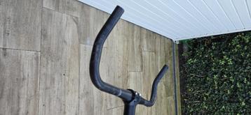 Bullhorn stuur met stuurpen  beschikbaar voor biedingen