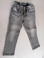 Jeansbroek maat 92, Enlèvement