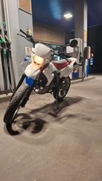 yamaha dt50, Fietsen en Brommers, Brommers | Derbi, Ophalen, Zo goed als nieuw