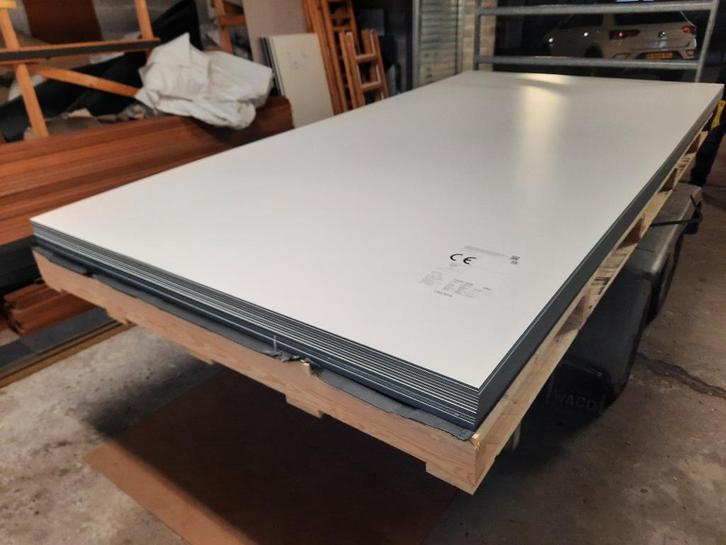 Nieuwe Trespa SUPERWIT aan spotprijs van € 245, Doe-het-zelf en Bouw, Isolatie en Afdichting, Nieuw, Ophalen of Verzenden