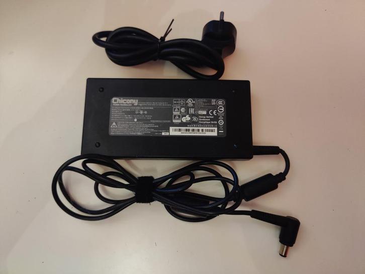 Chicony A14-150P1A 150W pc-oplader - 7,4 mm connector, Computers en Software, Laptop-opladers, Zo goed als nieuw, Ophalen of Verzenden