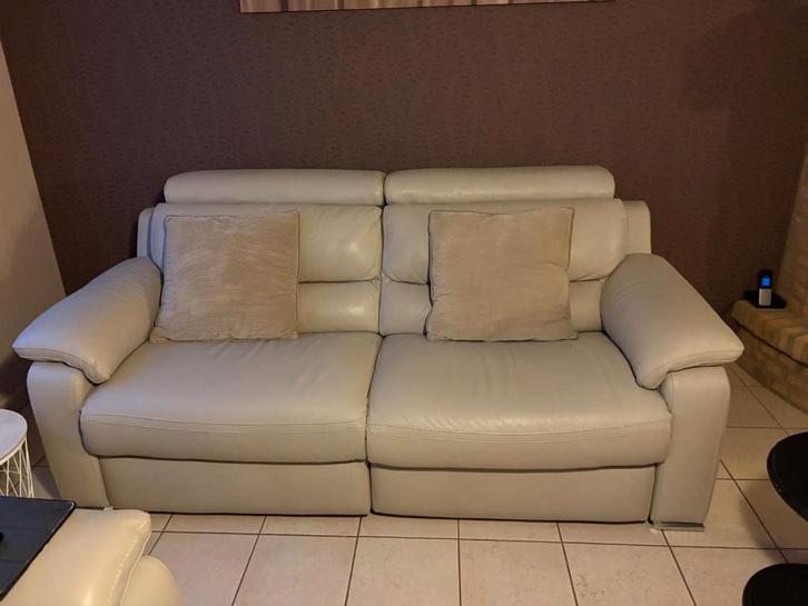 Salon lichtgrijs Chateau d'Ax 3-2 en 1zit met elektr relaxen, Maison & Meubles, Canapés | Coins salons complets, Comme neuf, Cuir