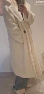 Lange ecru/beige teddy jas, Ophalen of Verzenden, Zo goed als nieuw, Maat 38/40 (M), Beige